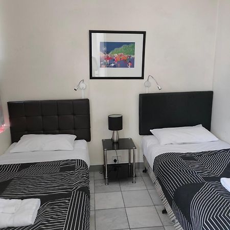 Harringtons102 Hotel Hobart Bagian luar foto