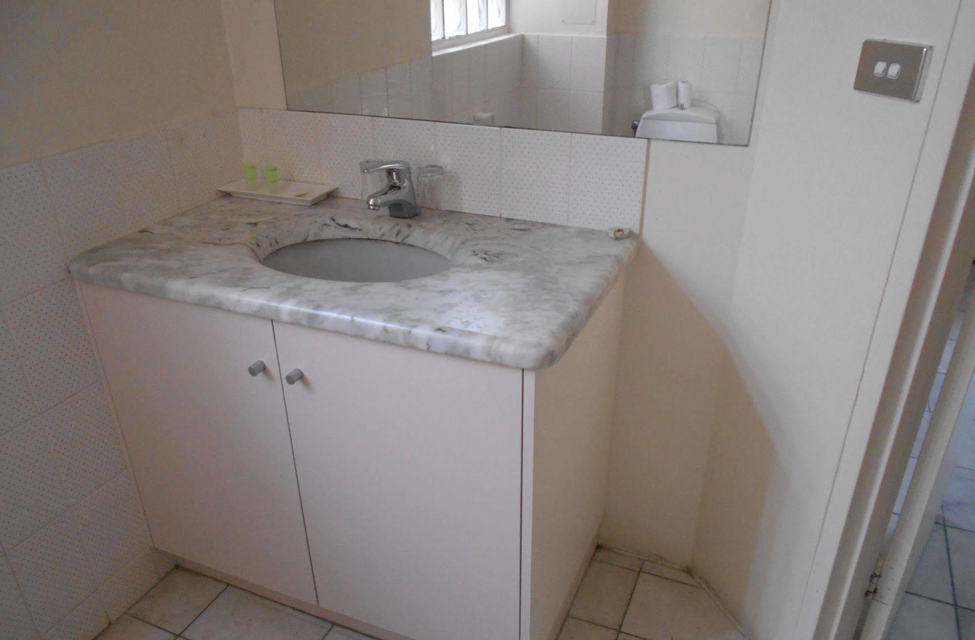 Harringtons102 Hotel Hobart Bagian luar foto