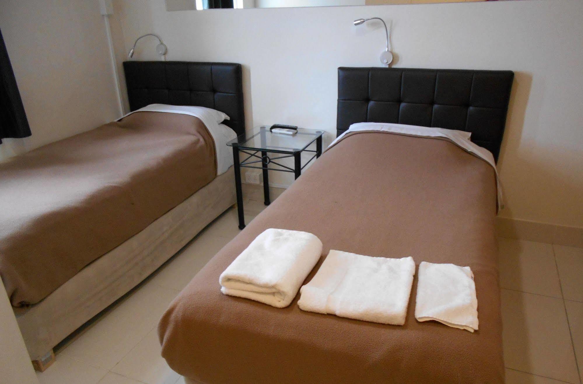 Harringtons102 Hotel Hobart Bagian luar foto